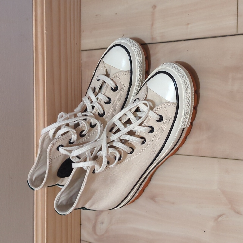 Women's High-Top Canvas Sneakers - Cream